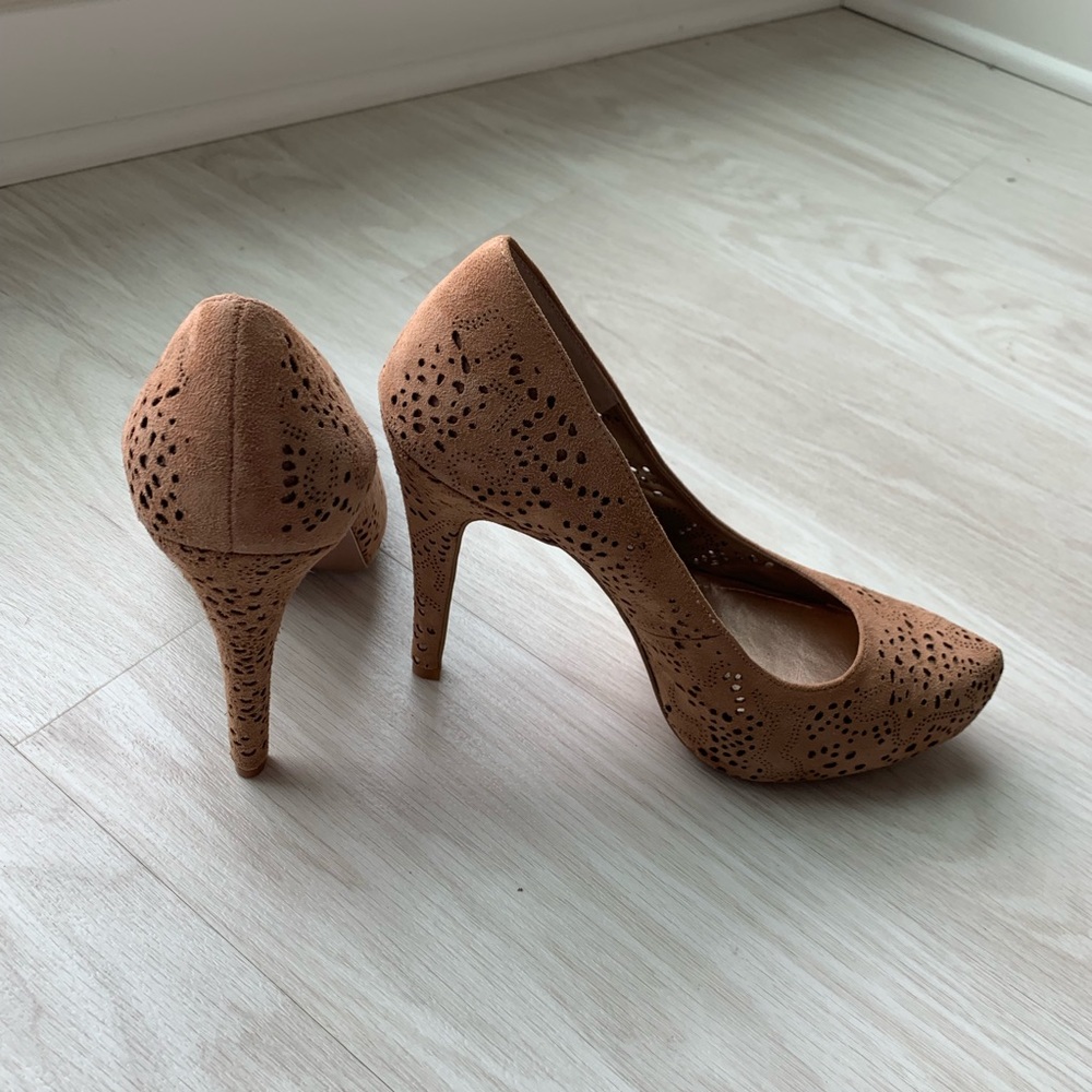 BCBG tan suede heels size 8